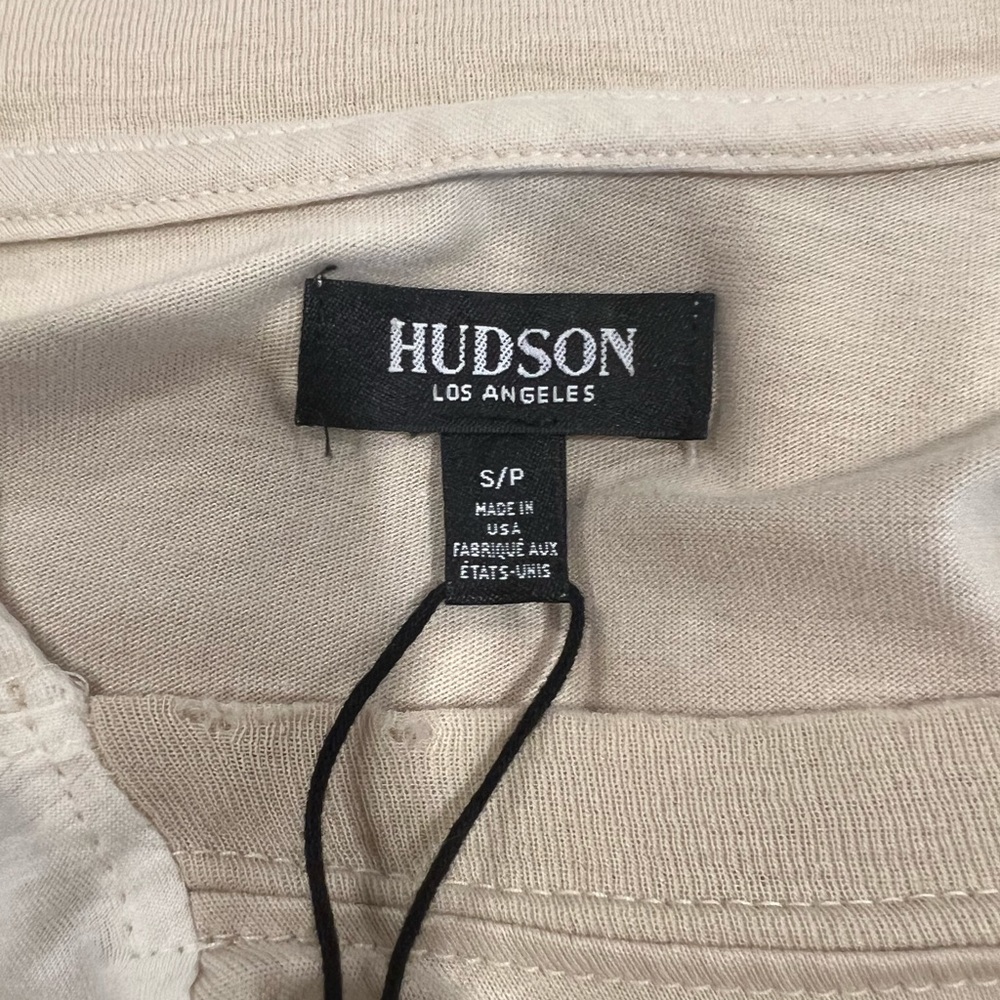 Hudson Oversized Split Hem Short Sleeve Tee in Antique (S) - Picture 6 of 9